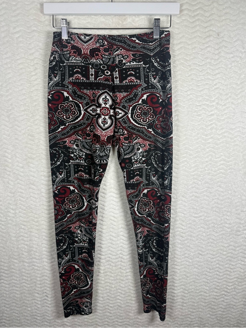 Always Paisley Print Black & Red Leggings